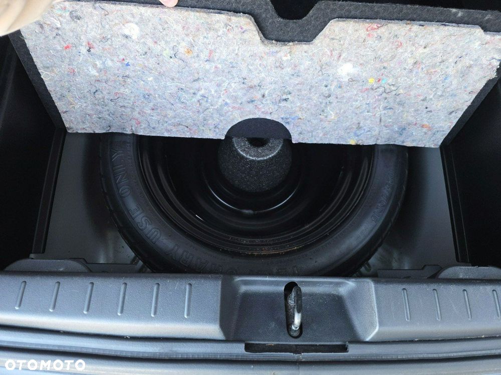 Toyota Yaris 1.3 VVT-i Sol - 25