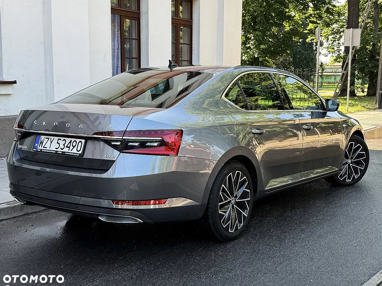 Skoda Superb 2.0 TDI SCR 4x4 L&K DSG - 12