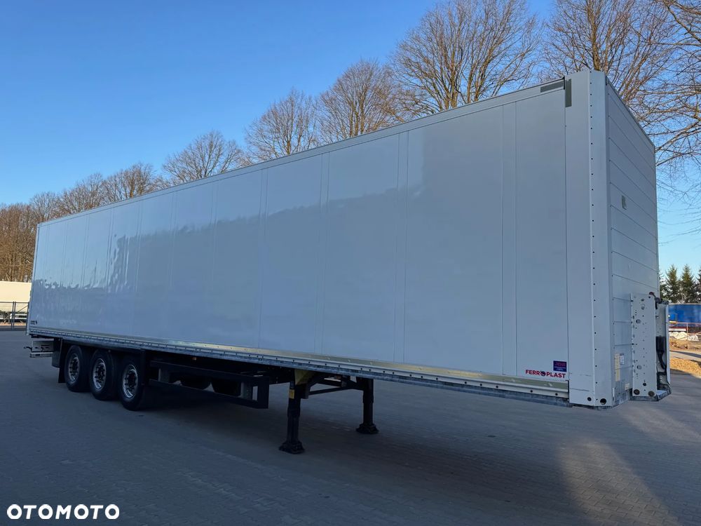 Schmitz Cargobull Izoterma , Doppelstock, oś podnoszona, 437.000 km!! - 4