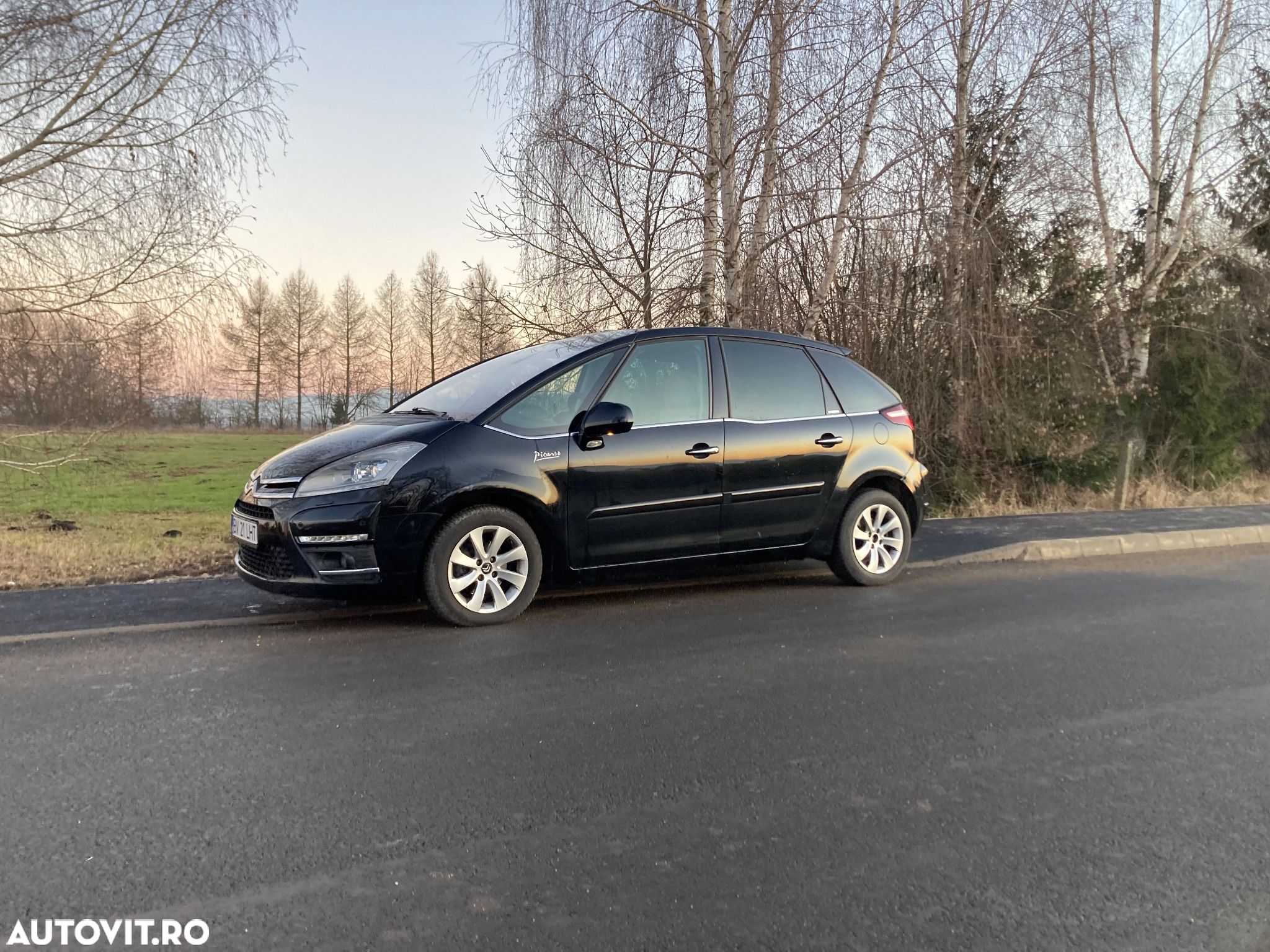 Citroën C4 Picasso 1.6 e-HDI Aut. Exclusive - 1