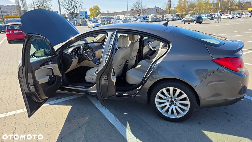 Opel Insignia 2.0 CDTI - 19
