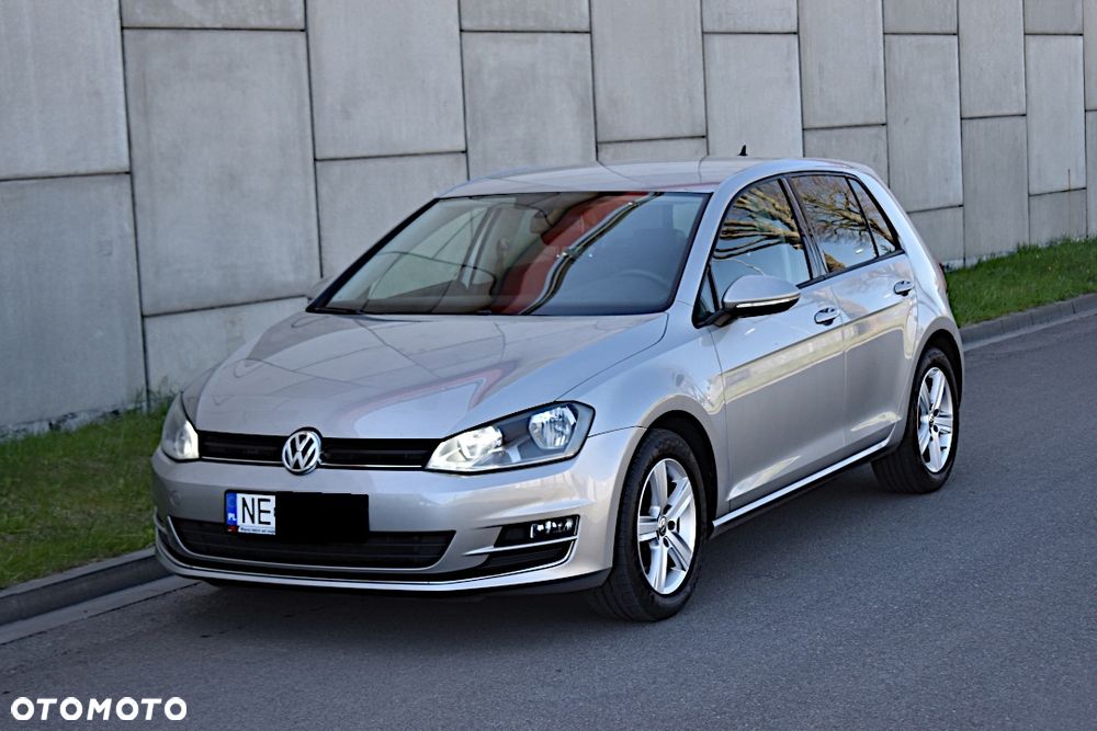 Volkswagen Golf - 10