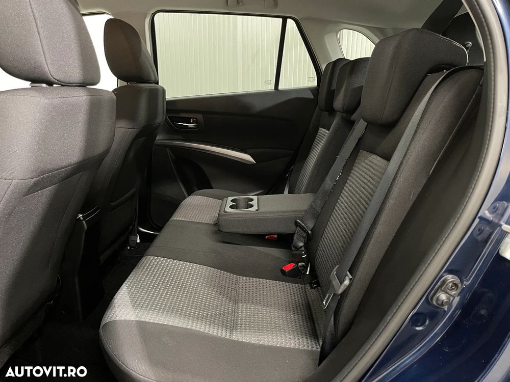 Suzuki S-Cross 1.4 Boosterjet MHEV Spirit - 11