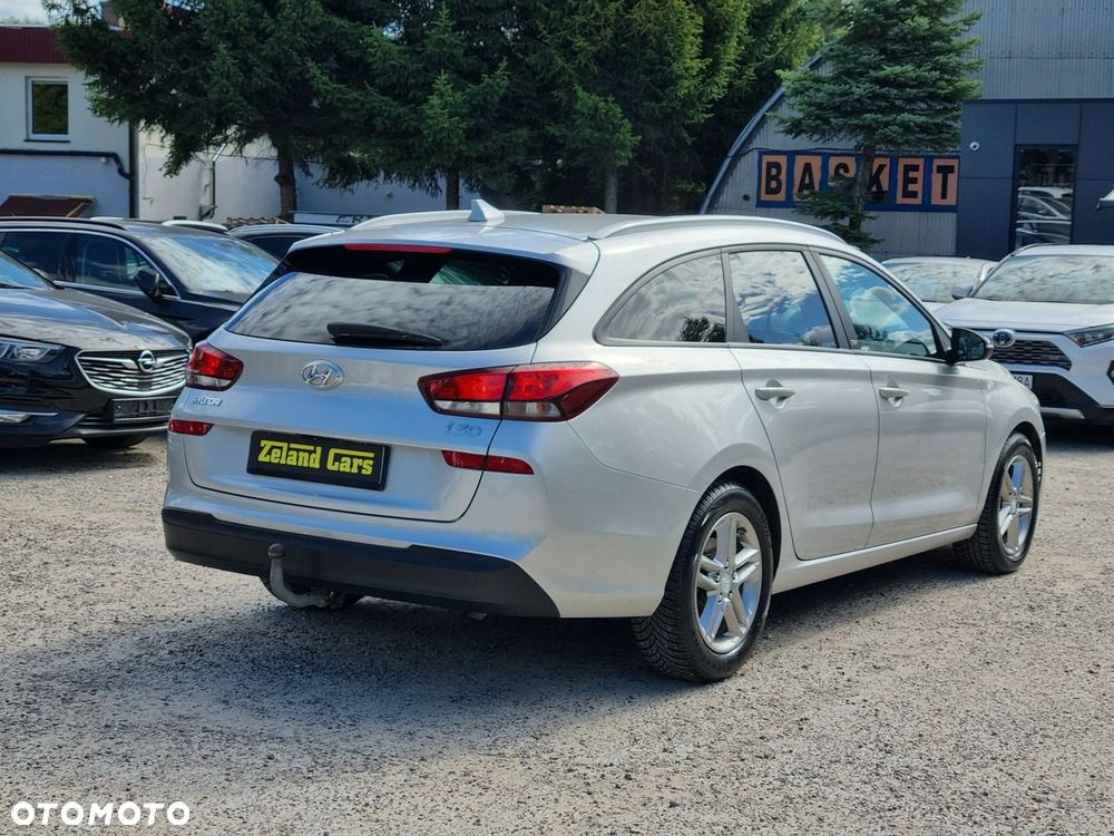 Hyundai i30 1.6 D GO - 5