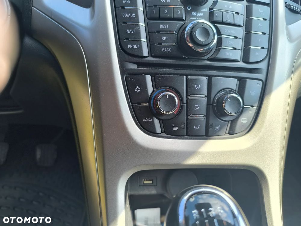 Opel Astra 1.7 CDTI DPF Cosmo - 9