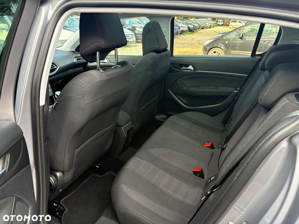 Peugeot 308 1.6 e-HDi Active S&S - 10