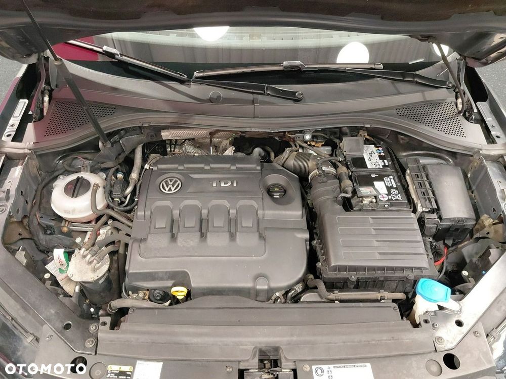 Volkswagen Tiguan - 38