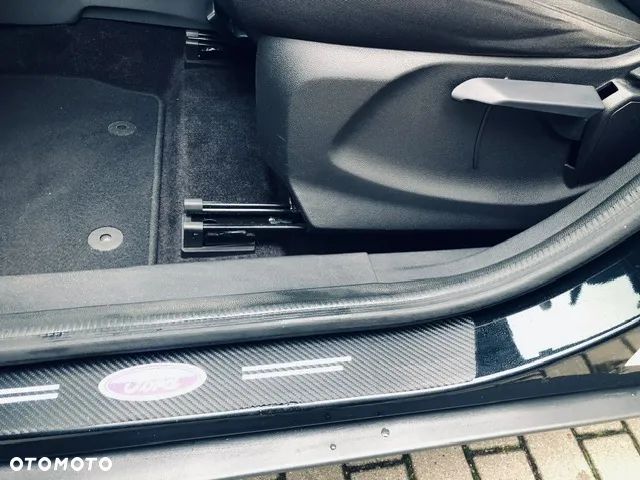 Ford EcoSport 1.0 EcoBoost TITANIUM - 36