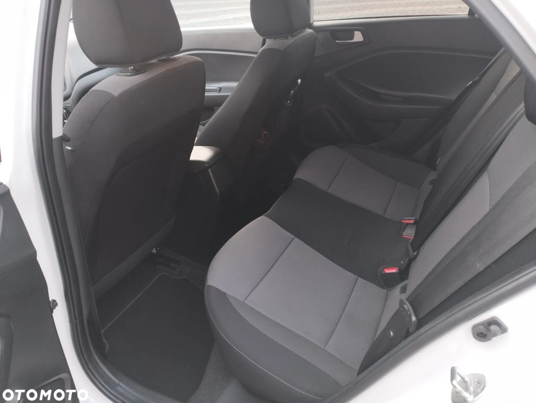 Hyundai i20 1.2 Intro Edition - 6