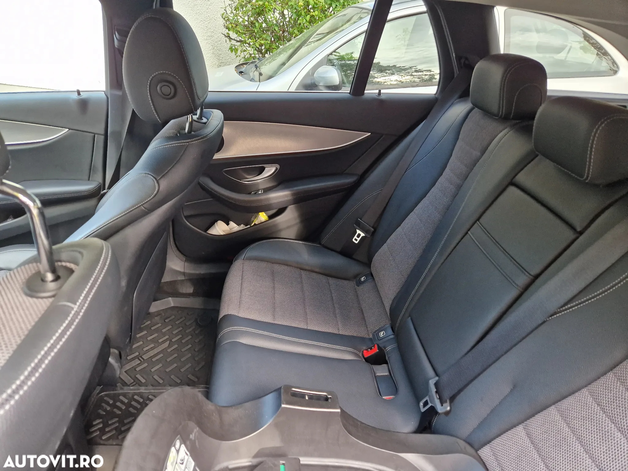 Mercedes-Benz E 220 d T-Modell Aut. - 5