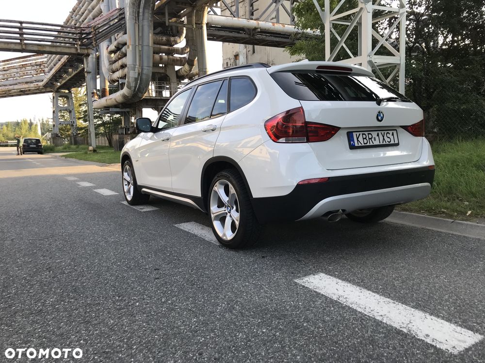 BMW X1 xDrive18d - 1