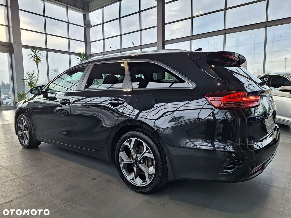 Kia Ceed 1.4 T-GDI L Business Line Plus DCT - 12