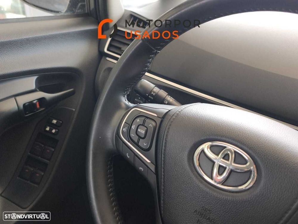 Toyota Verso 1.6 D-4D Comfort - 18