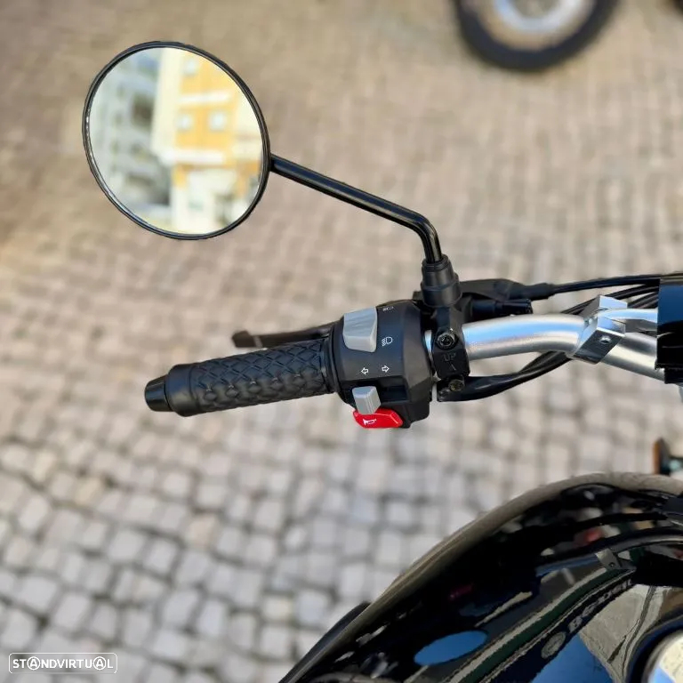 Bluroc Hero 250 - 15