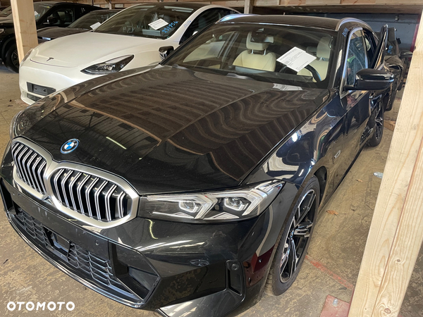 BMW Seria 3 330i M Sport sport