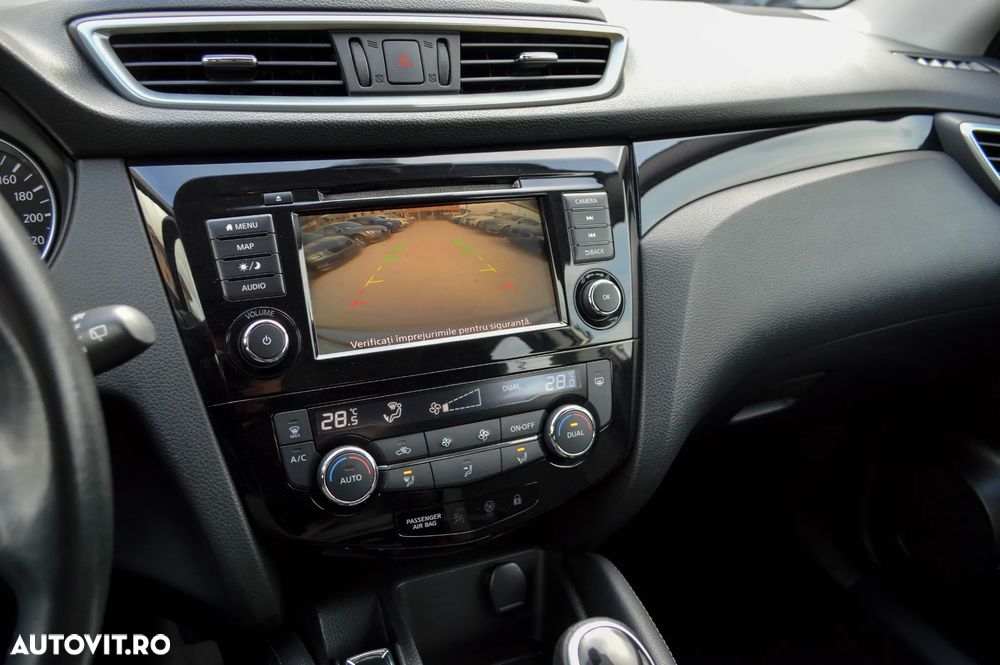Nissan Qashqai 1.3 DIG-T DCT N-CONNECTA - 7