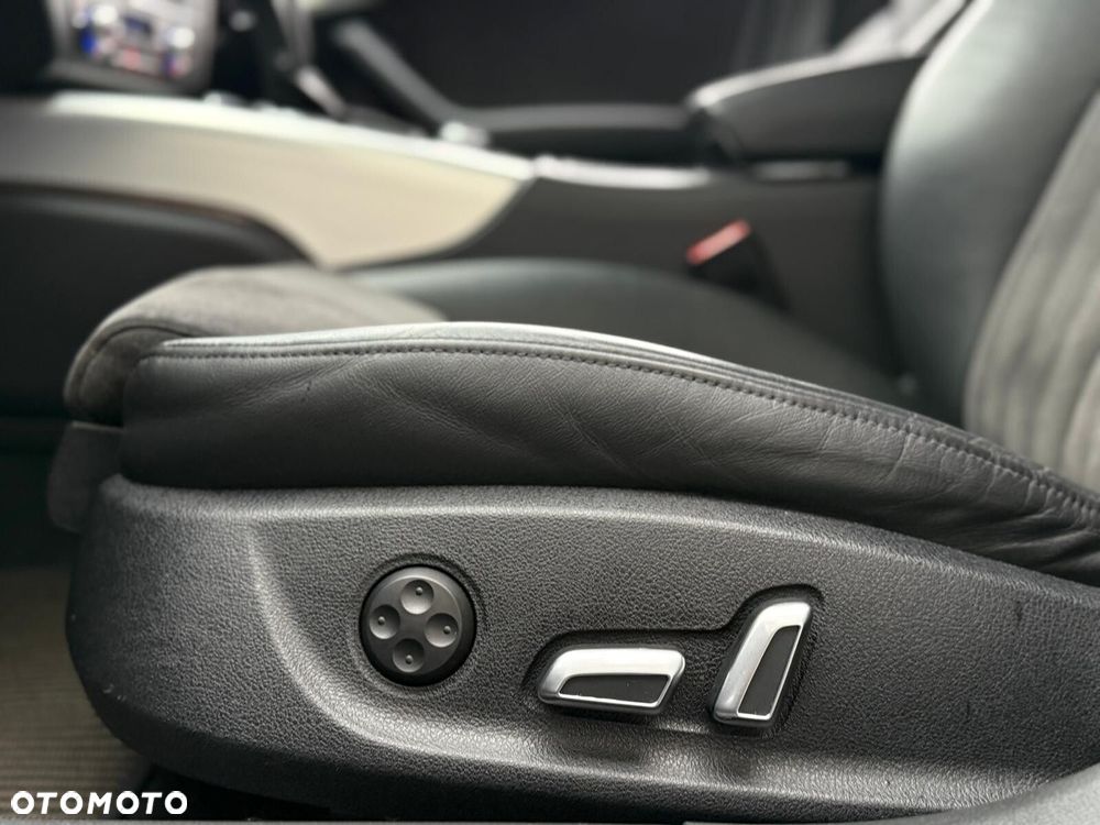 Audi A6 Allroad - 16