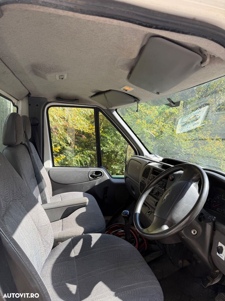 Ford Transit - 4