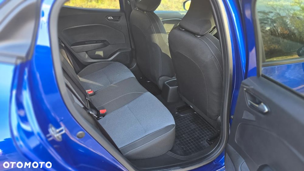 Renault Clio 1.0 TCe Evolution - 23