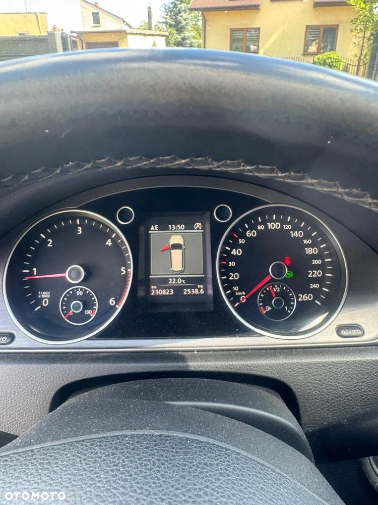Volkswagen Passat 2.0 TDI Comfortline DSG - 7