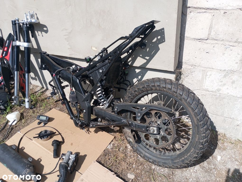 Wszystkie części rama silnik silnika malaguti xsm 125 RX SX Aprilia xt - 6