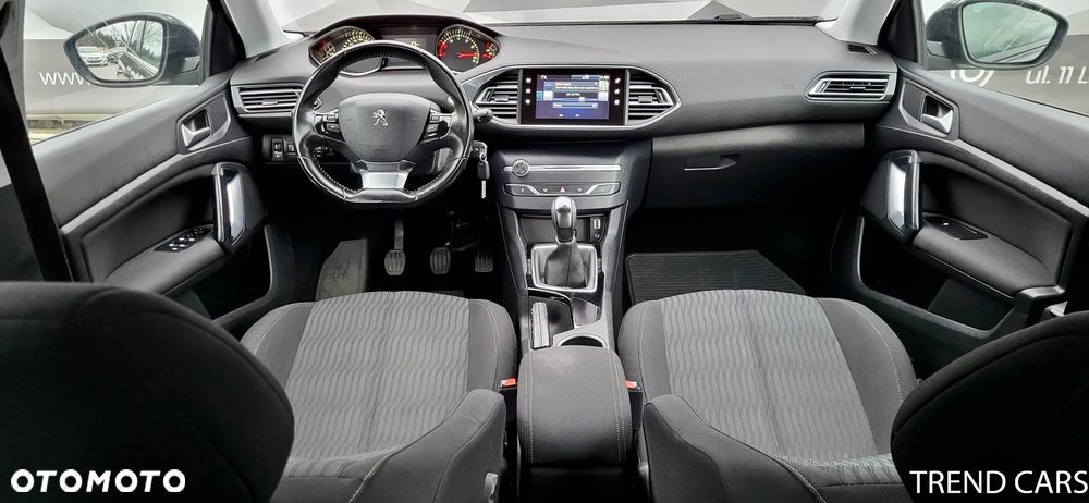 Peugeot 308 1.2 PureTech Allure S&S - 8