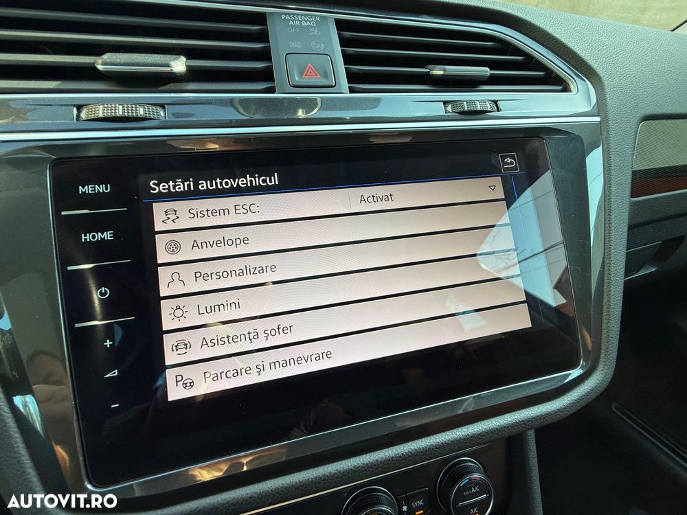 Volkswagen Tiguan - 31