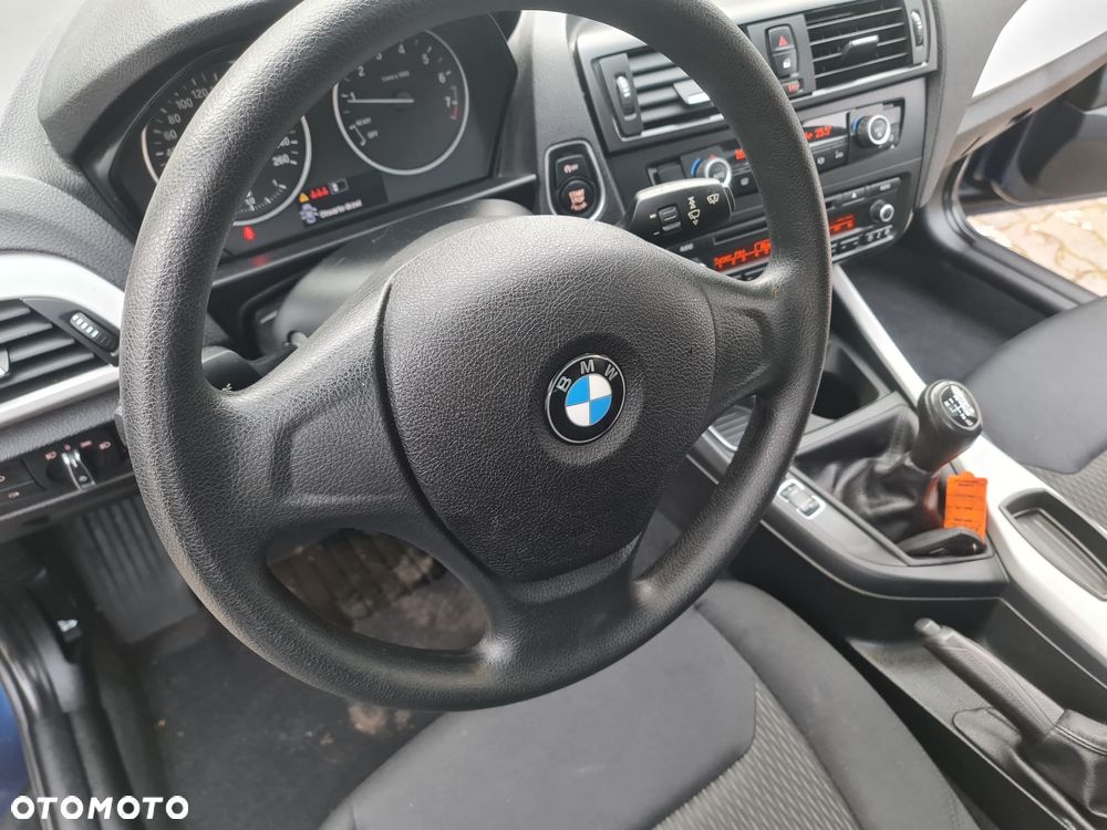 BMW Seria 1 118i - 8