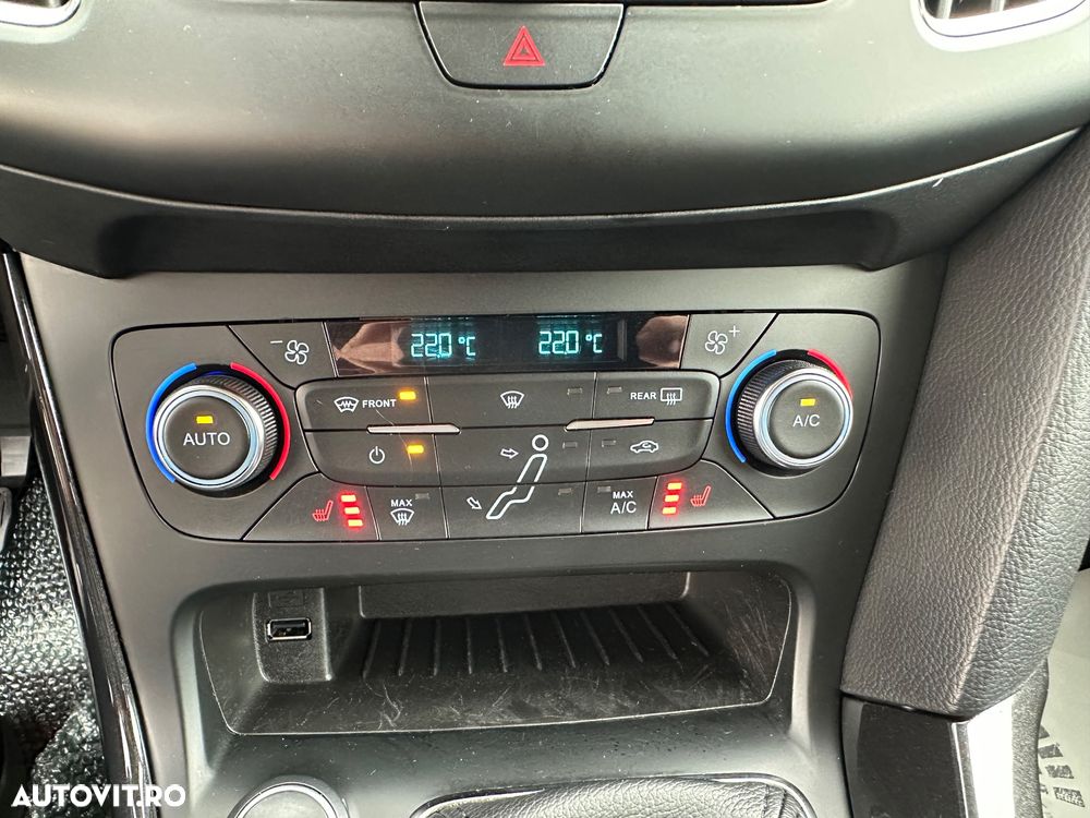 Ford Focus 1.5 TDCi Titanium - 24