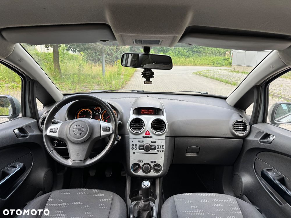 Opel Corsa 1.2 16V Enjoy - 12