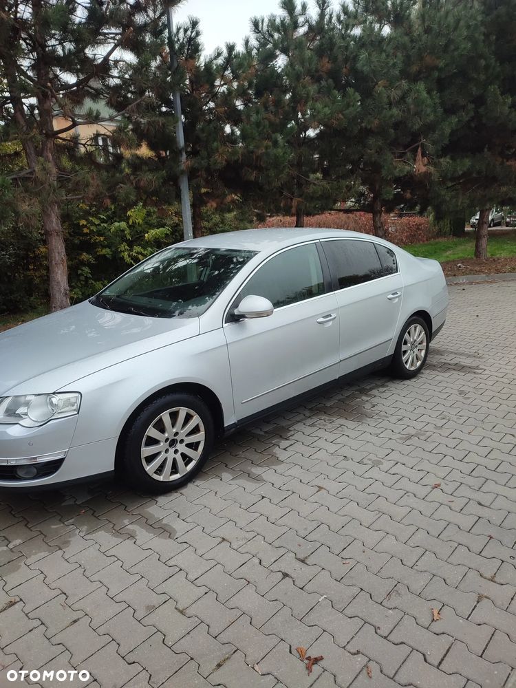 Volkswagen Passat 2005 photo 5