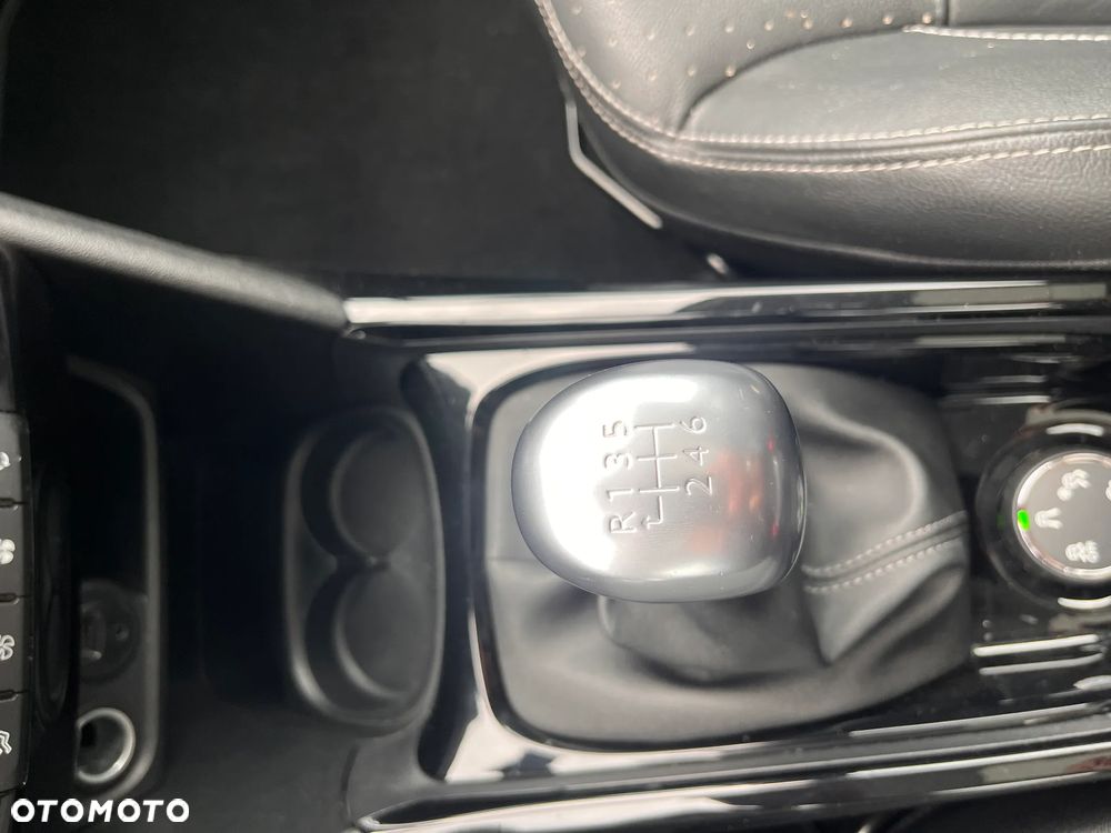 Peugeot 2008 PureTech 130 Stop&Start Allure - 31