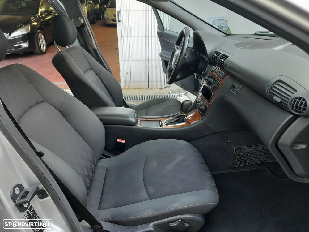 Mercedes-Benz C 220 - 14