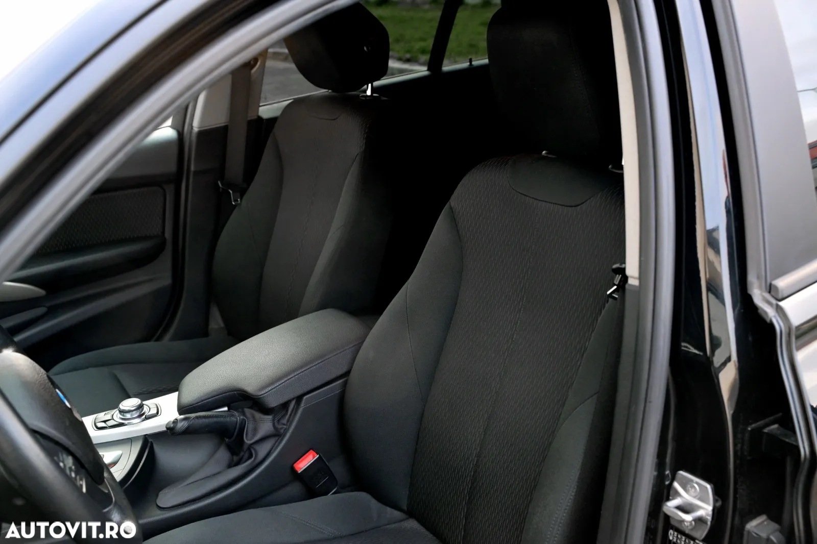 BMW Seria 3 320d Touring xDrive Aut. - 19
