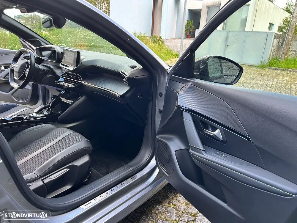 Peugeot e-208 50 kWh GT Line - 19