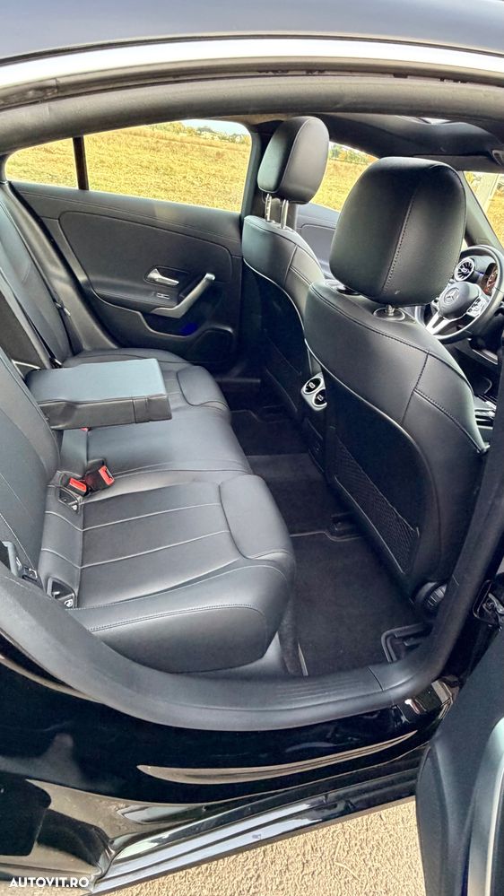 Mercedes-Benz CLA 200 d 8G-DCT Special Edition - 17