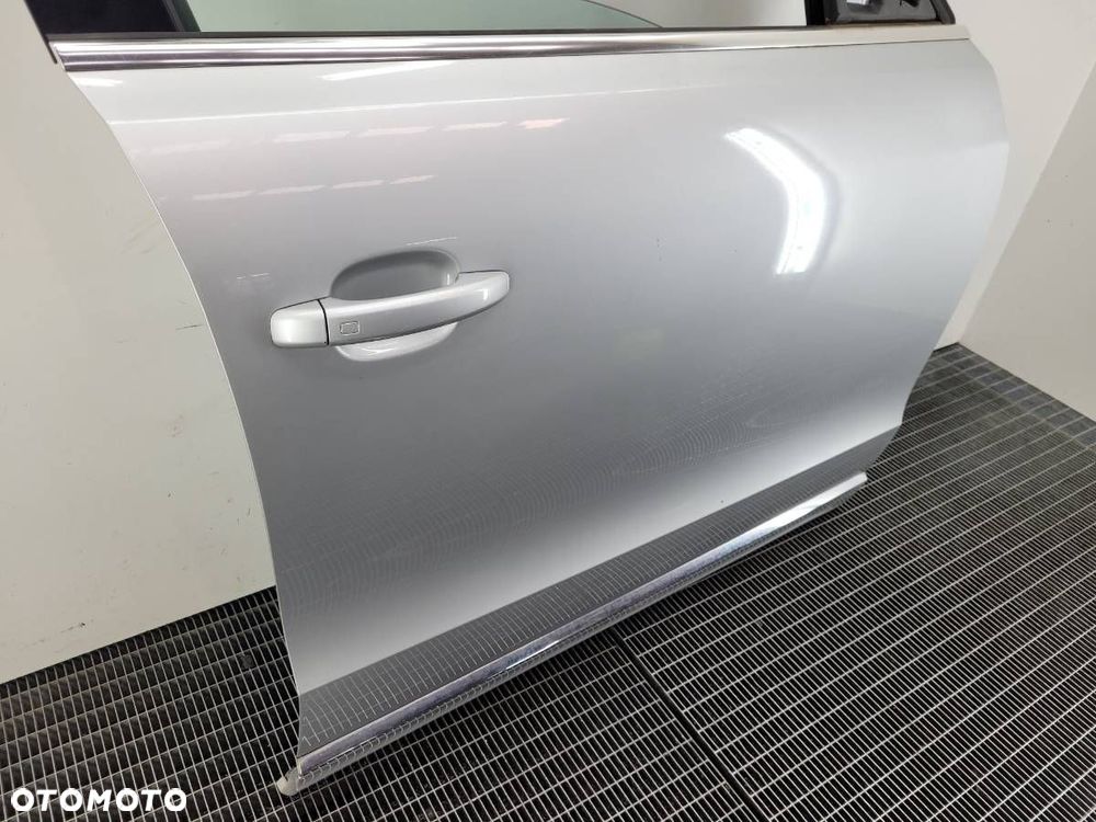 DRZWI PRZÓD PRZEDNIE PRAWE KOMPLETNE AUDI Q5 8R LX7W - 4