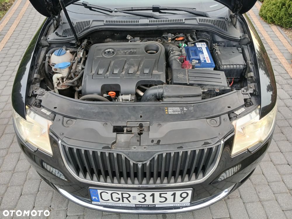 Skoda Superb 2.0 TDI Exclusive - 34