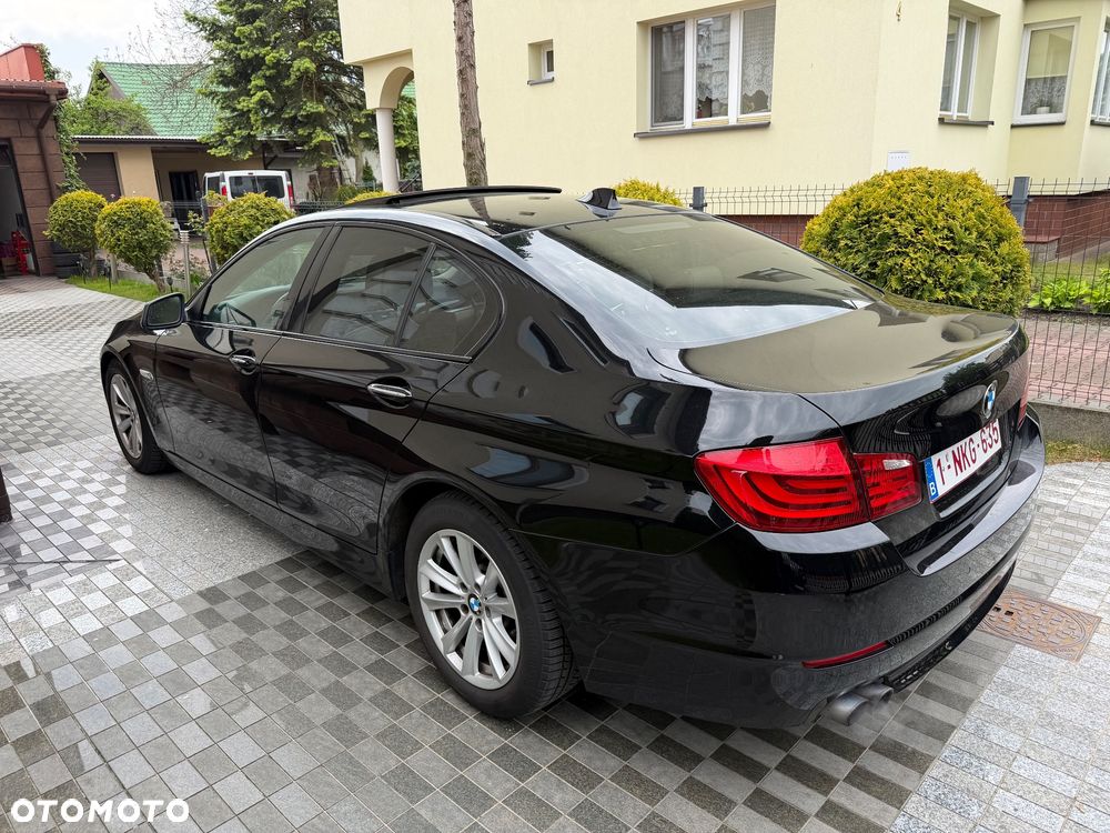 BMW Seria 5 528i xDrive - 20