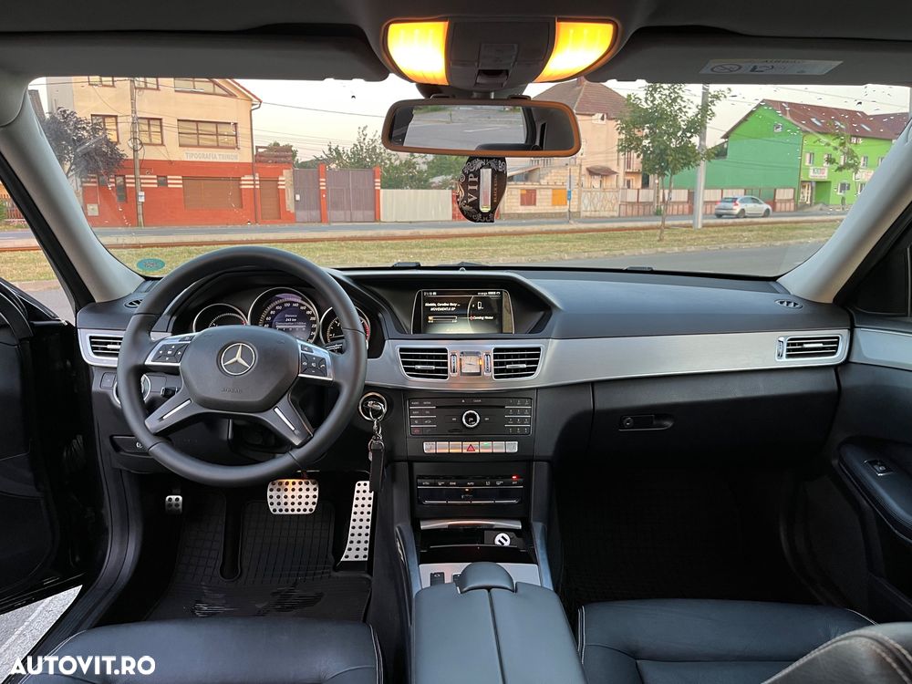Mercedes-Benz E 220 BlueTEC 9G-TRONIC - 18