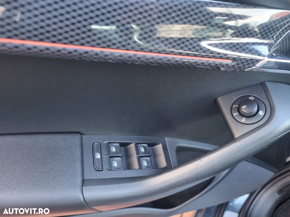 Skoda Octavia 2.0 TDI 4X4 DSG RS - 21