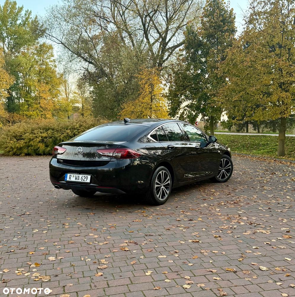 Opel Insignia - 17