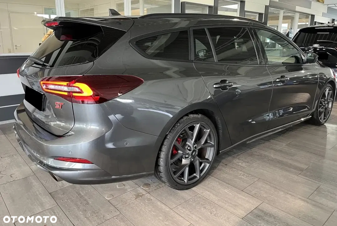 Ford Focus 2.3 EcoBoost ST X - 4