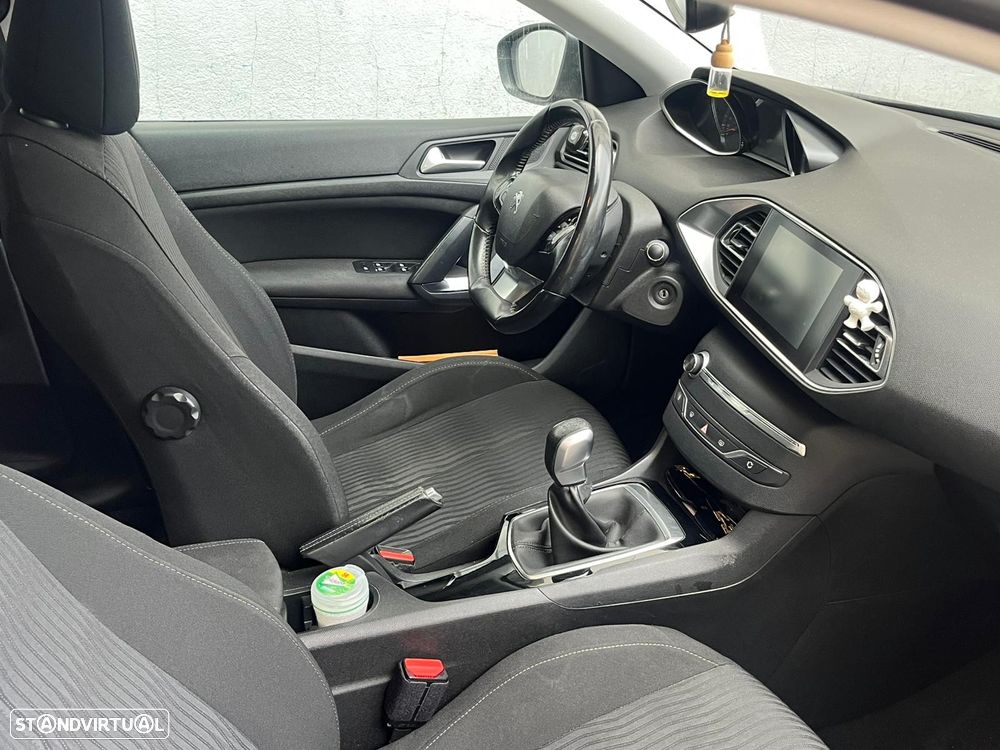 Peugeot 308 SW 1.6 BlueHDi Style - 34