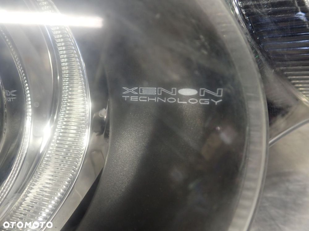 LAMPA PRAWA PRZEDNIA XENON MG ZT - 2