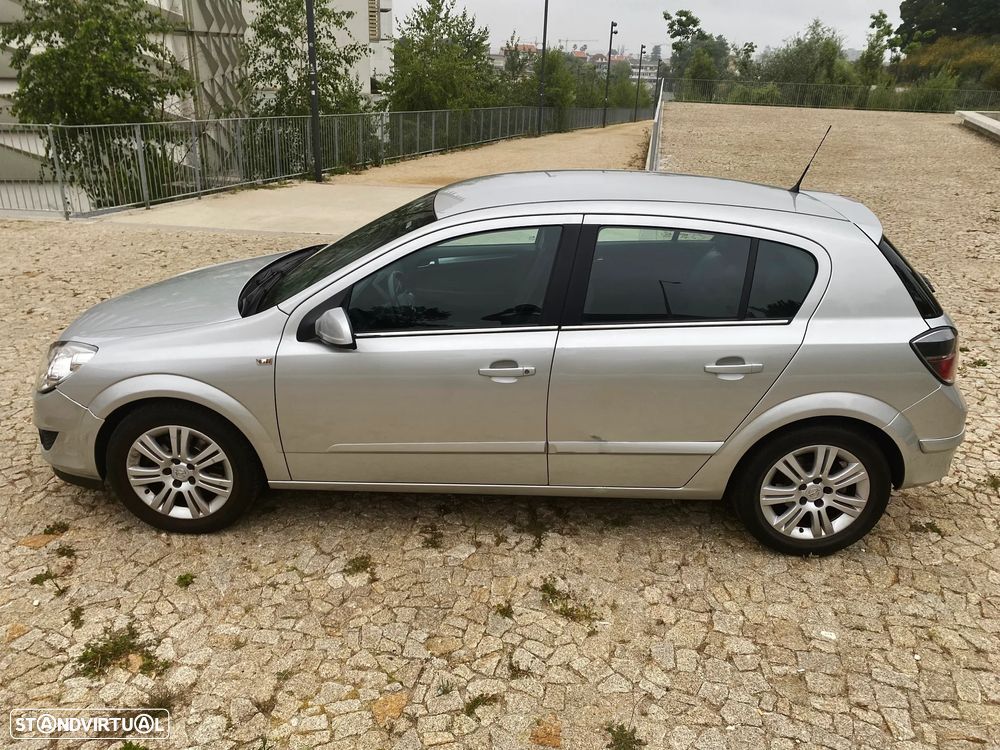 Opel Astra 1.7 CDTI Cosmo - 15