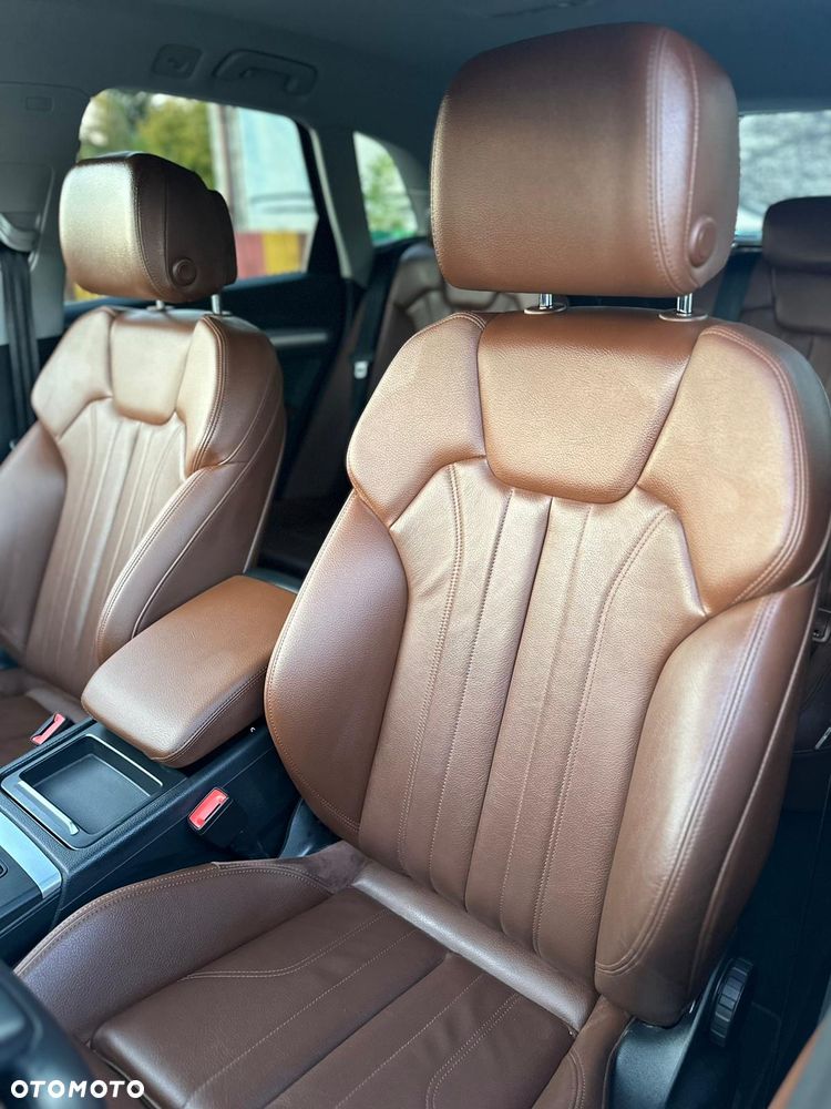 Audi Q5 55 TFSIe quattro S tronic S line - 12