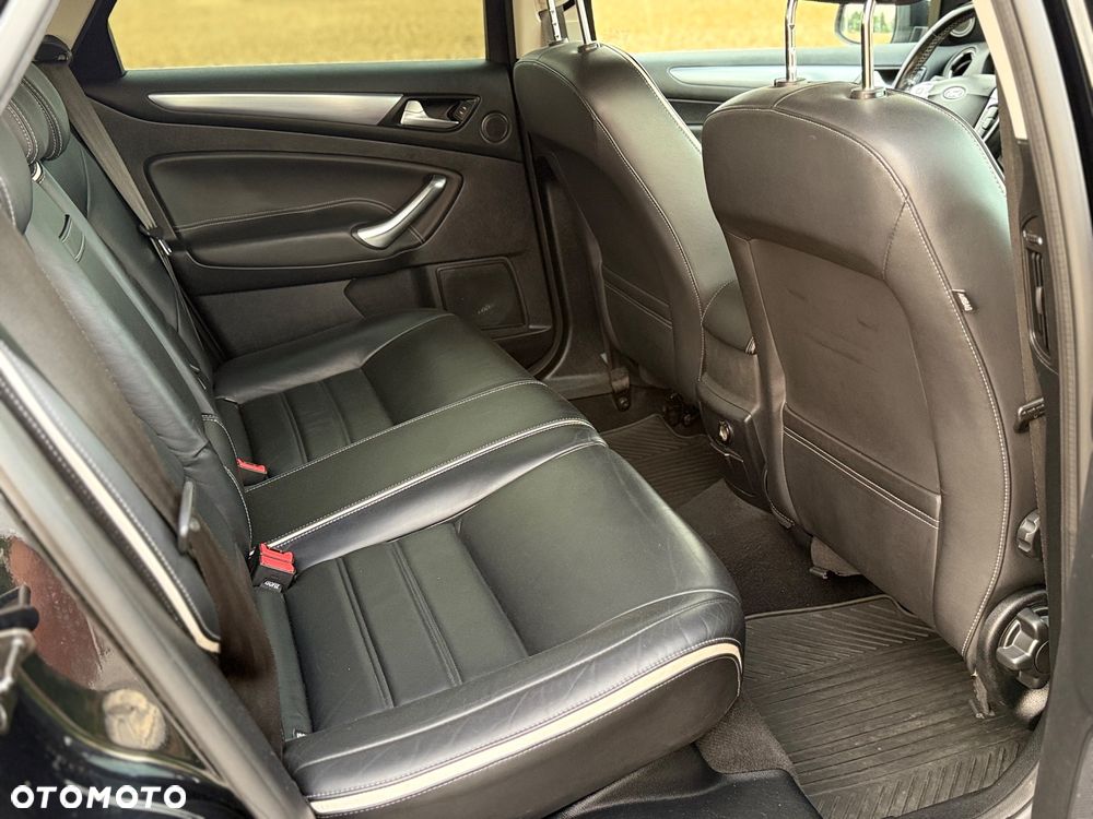 Ford Mondeo - 18