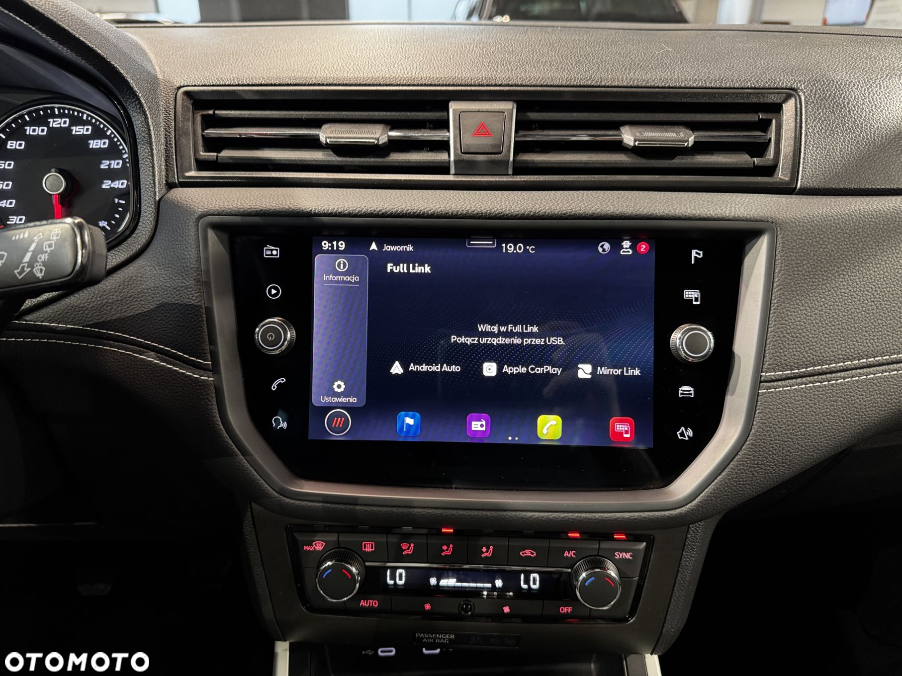 Seat Arona - 28