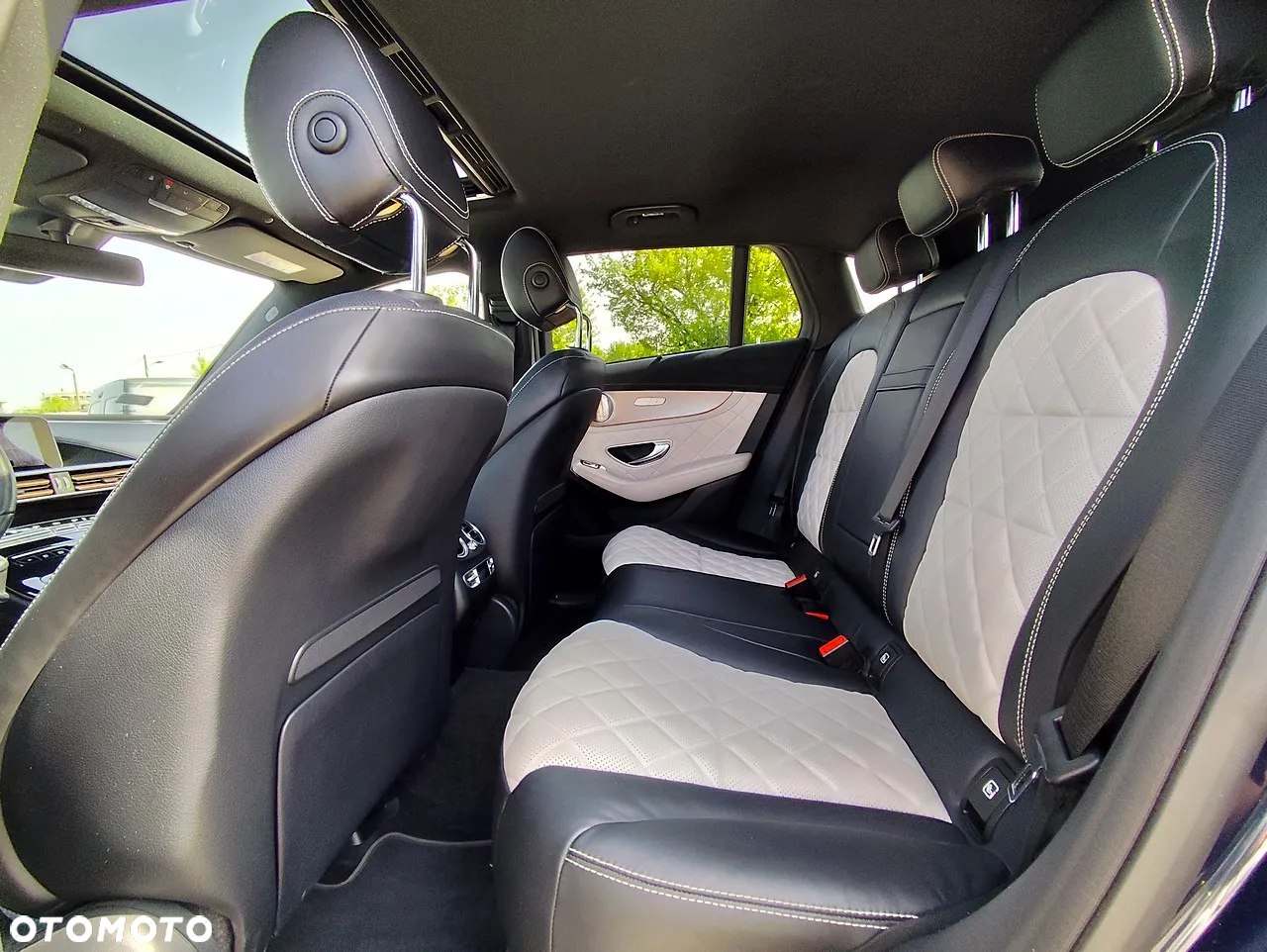 Mercedes-Benz EQC 400 4-Matic Sport - 8